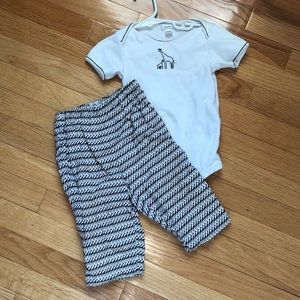 Threads by Pottery barn kids onesie/pant set